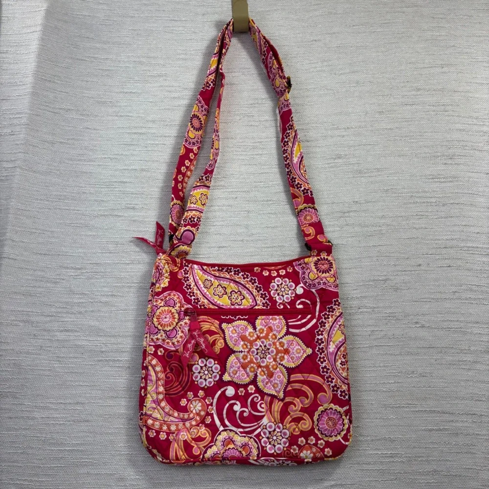 NEW‎ Vera Bradley Pink Paisley Quilted Crossbody Shoulder Bag Adjustable Strap